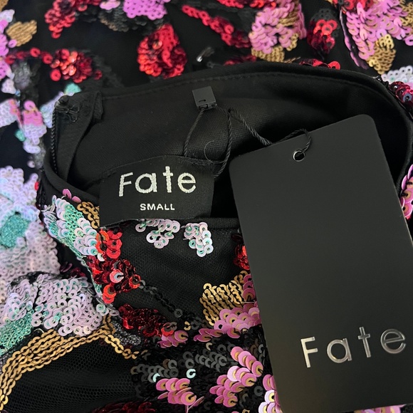 Fate Show Stopper Sequin Floral Mini Dress NWT - Black Size Small - Picture 6 of 7